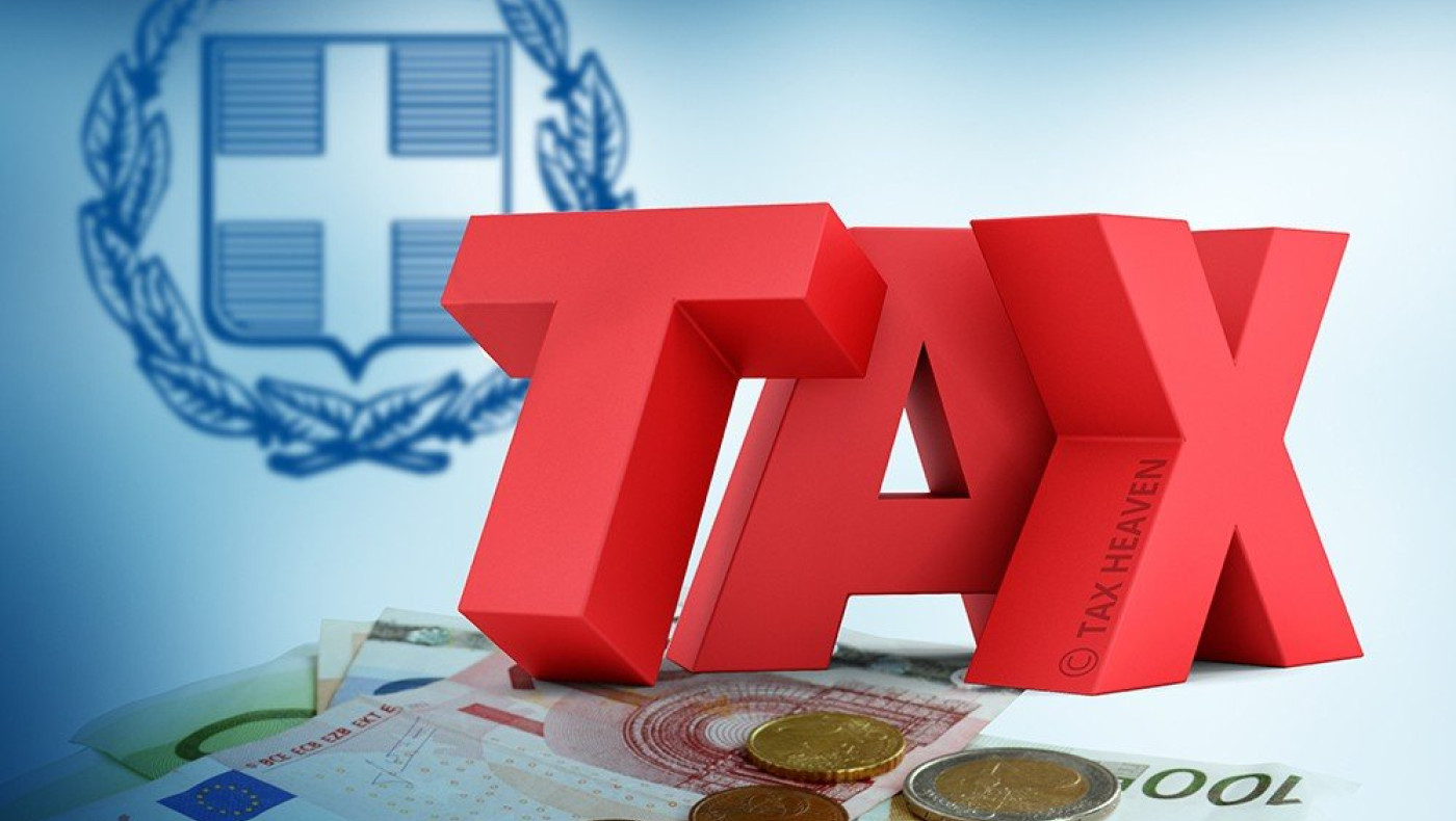 Πόσο φόρο θα πληρώσουν μισθωτοί και αυτοαπασχολούμενοι