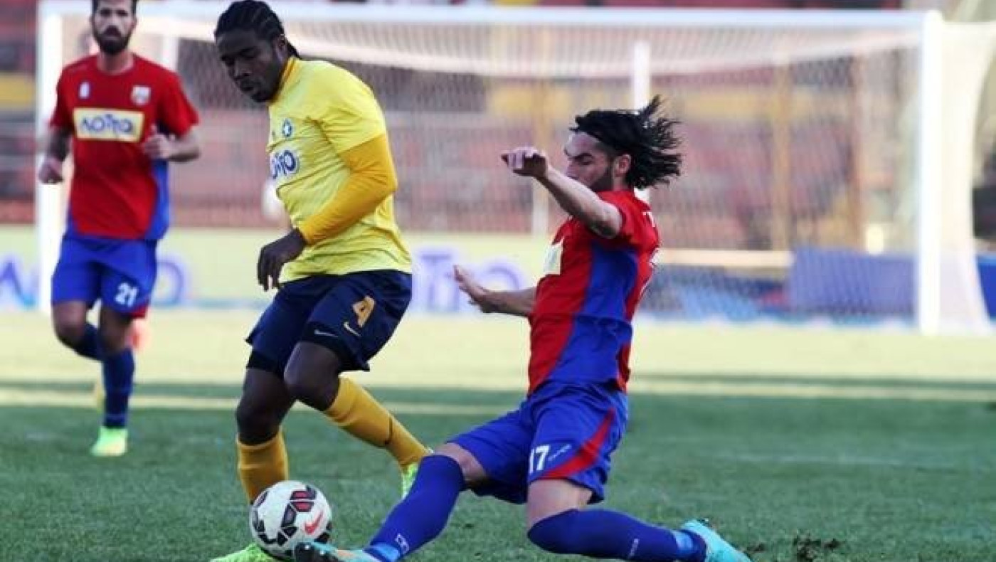 Χωρίς Οτα, Γεωργίου στο Καυτανζόγλειο