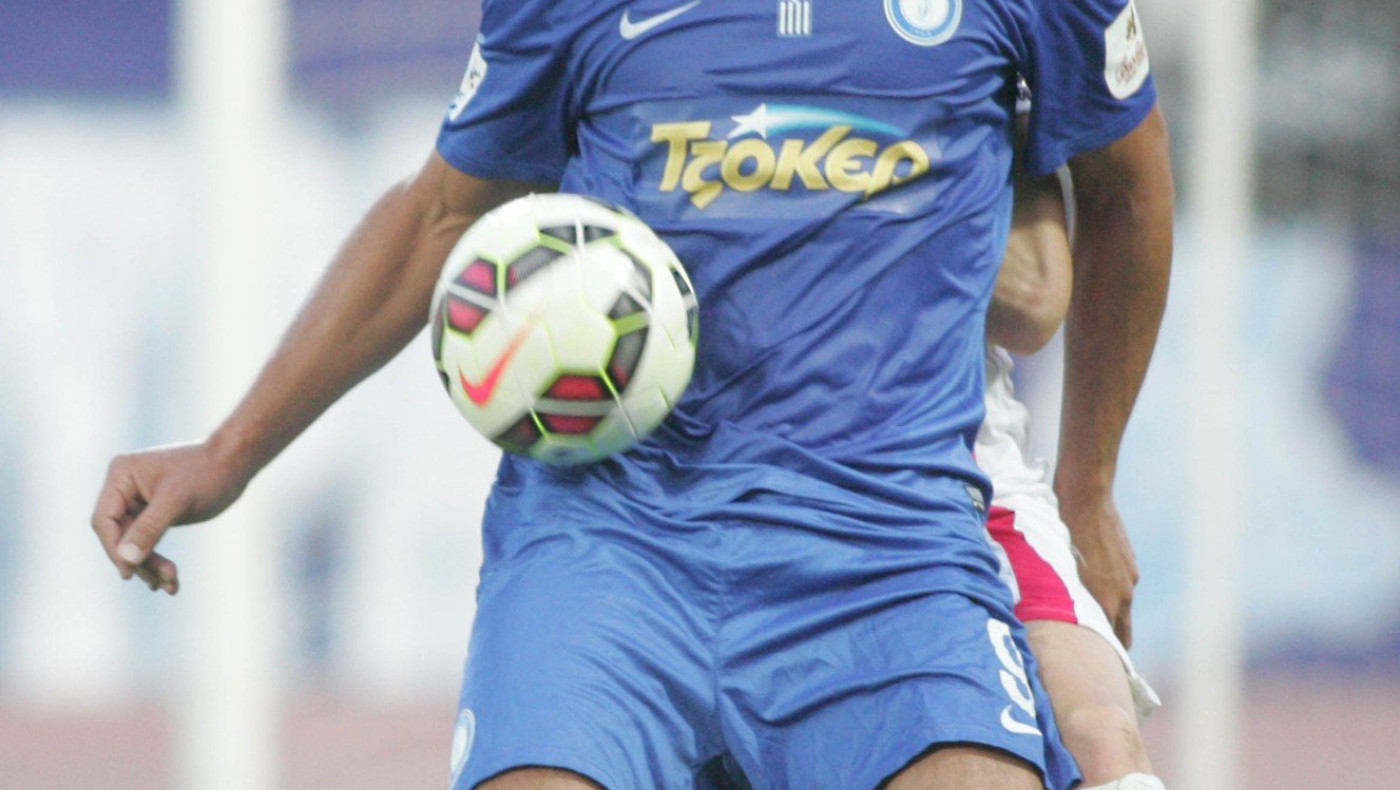 «Σπάει» και τη δυσμενή παράδοση