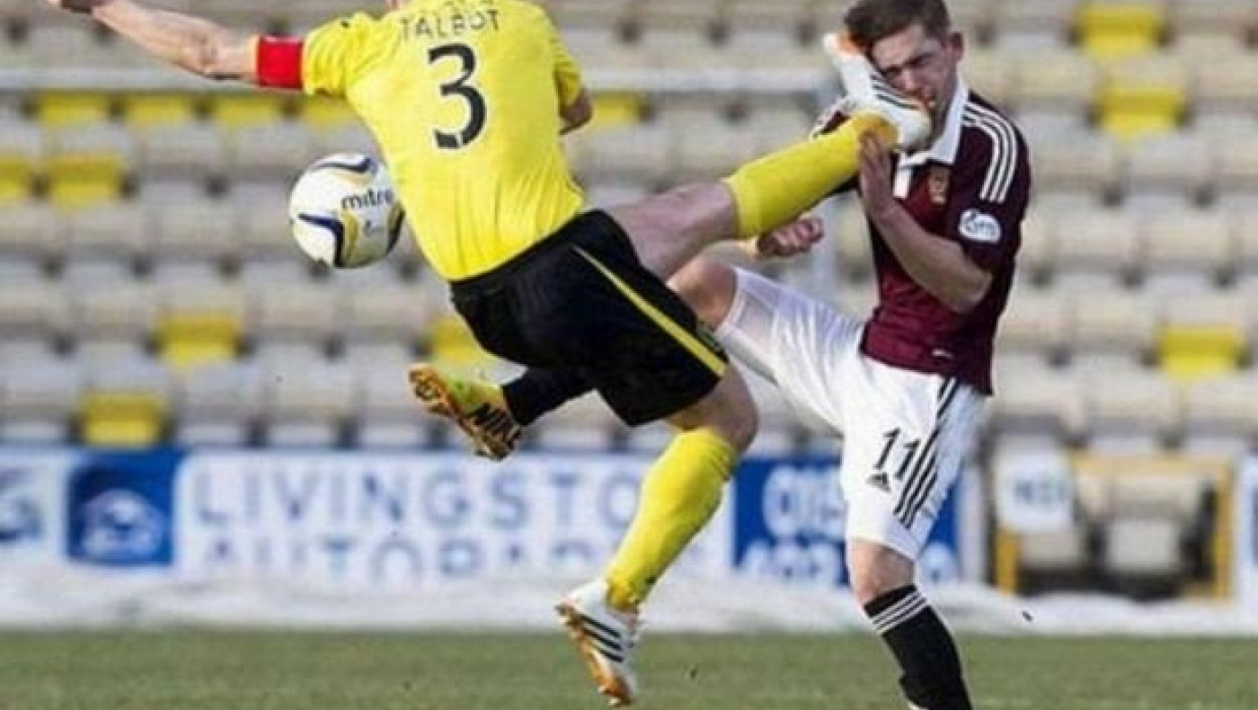 Και όμως αντίκρισε μόνο κίτρινη κάρτα! (video)