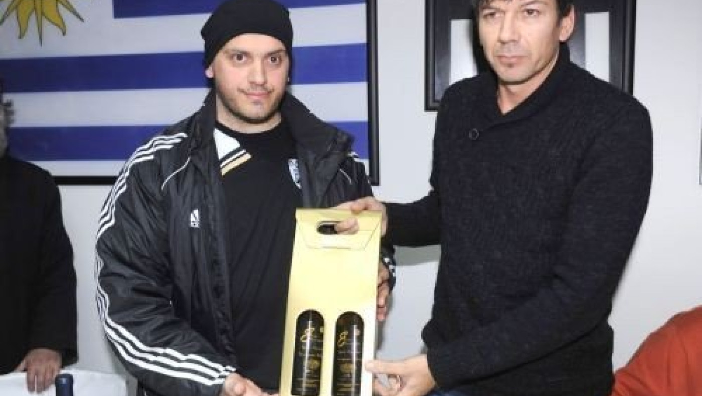 «Υπάρχει Βρύζας και Αγγελίδης»; (videos)