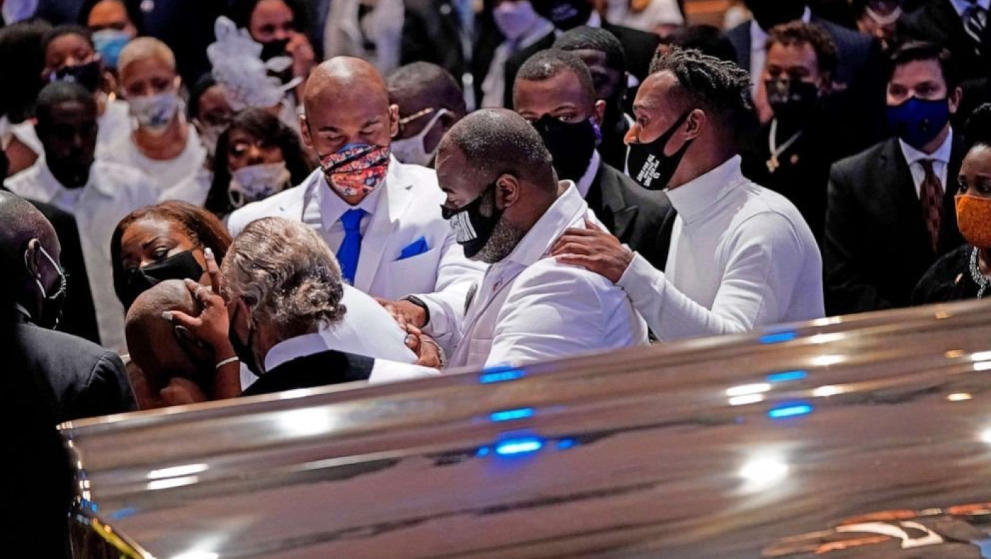 Η κηδεία του Φλόιντ και τα συγκινητικά λόγια της ανιψιάς του