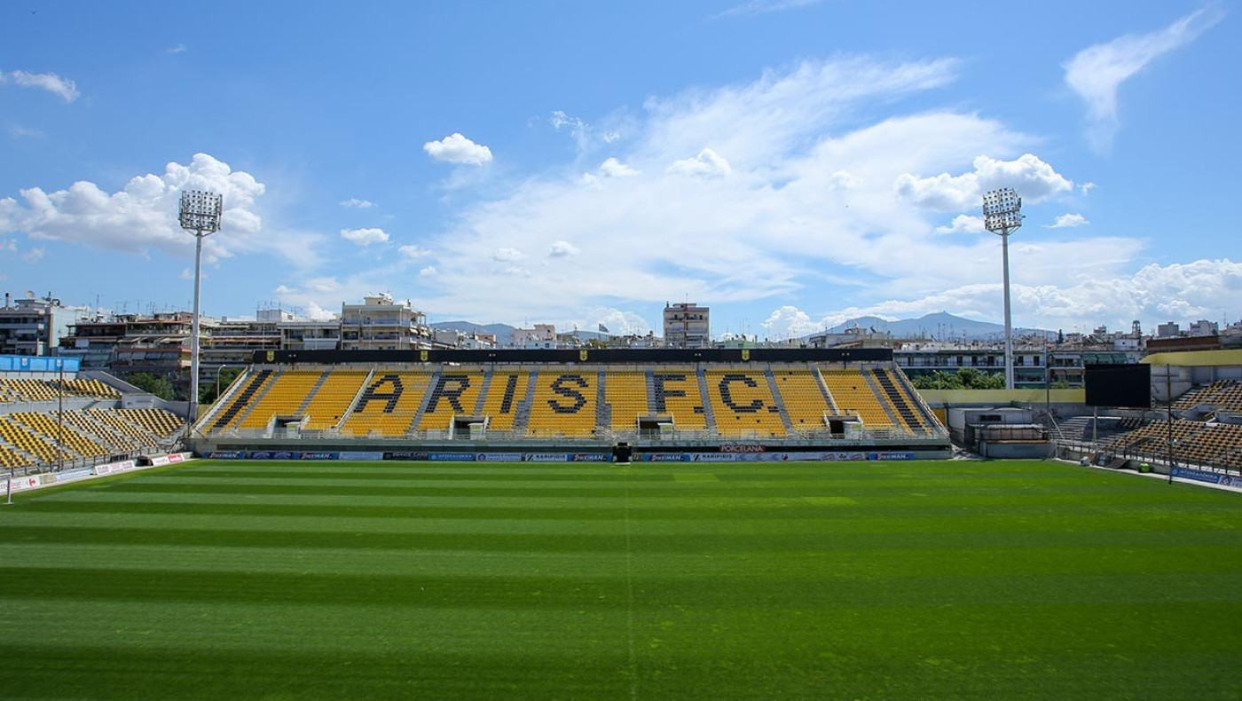 Γεμάτο με... πανό το «Βικελίδης» λίγο πριν τη μάχη με τον ΟΦΗ!