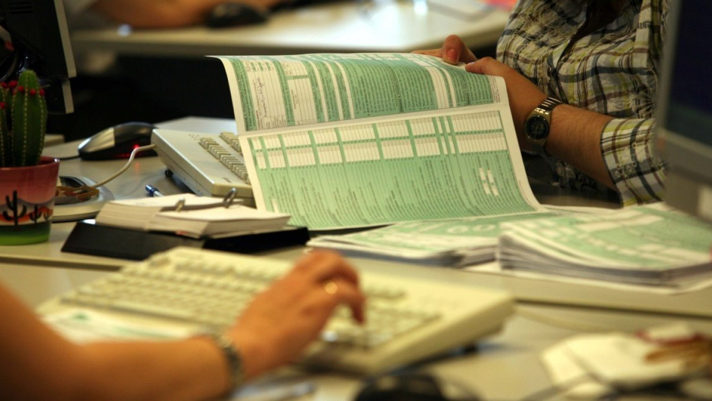 Ποιοι και πώς μπορούν να επανενταχθούν στις 120 δόσεις της εφορίας