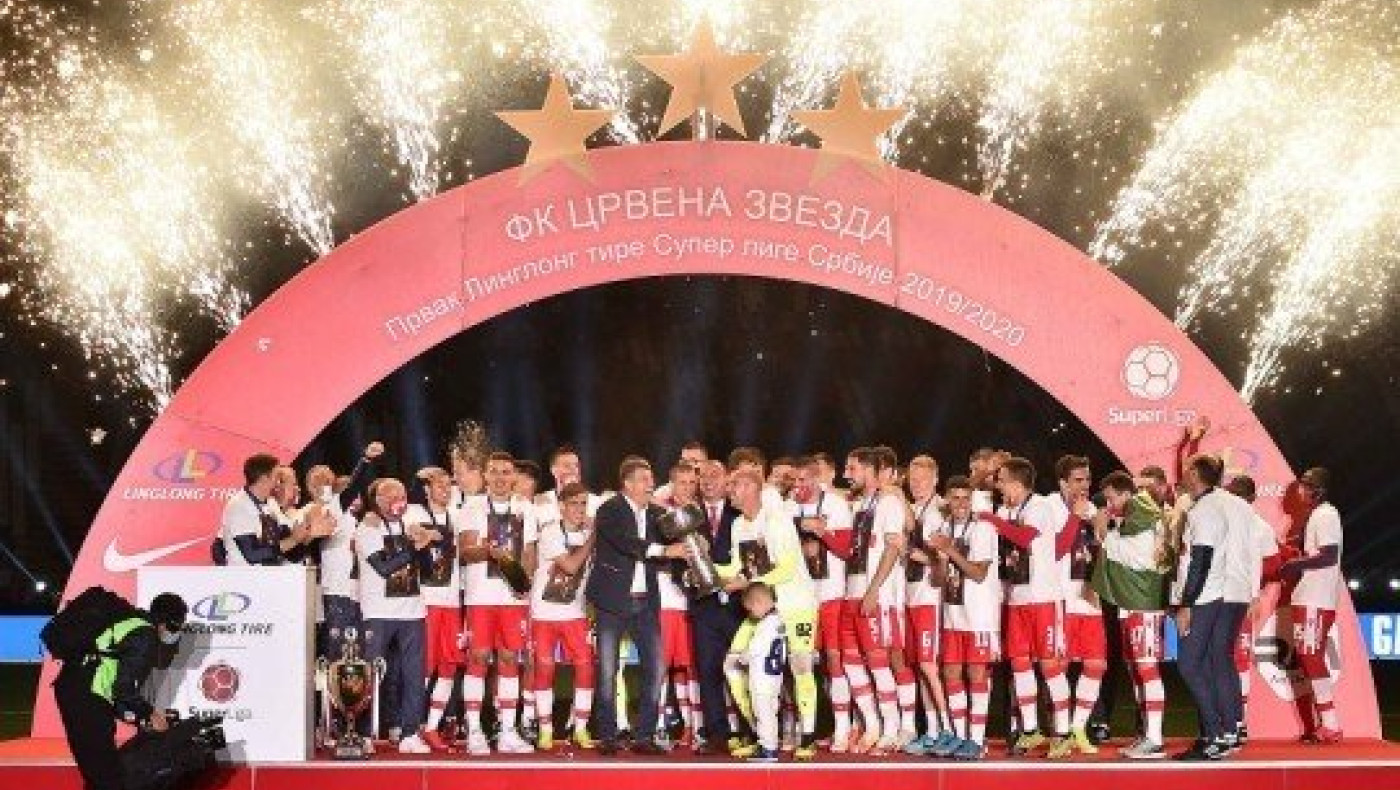 Ποιός κορωνοϊός; Ο Ερυθρός Αστέρας έκανε φιέστα με 20.000 κόσμο!