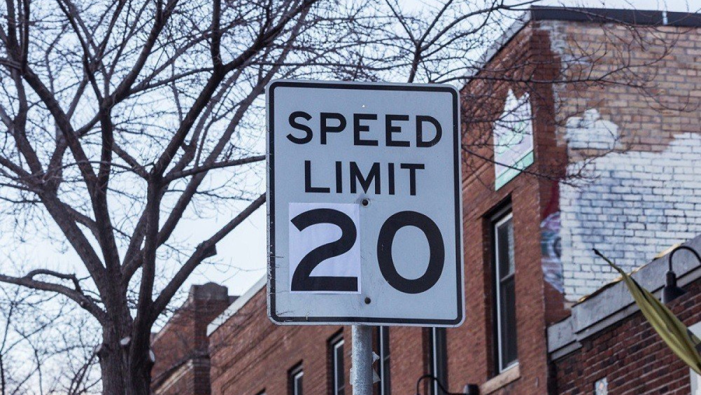 Έρχεται όριο ταχύτητα 30 ή 20 χλμ./ώρα στις πόλεις!