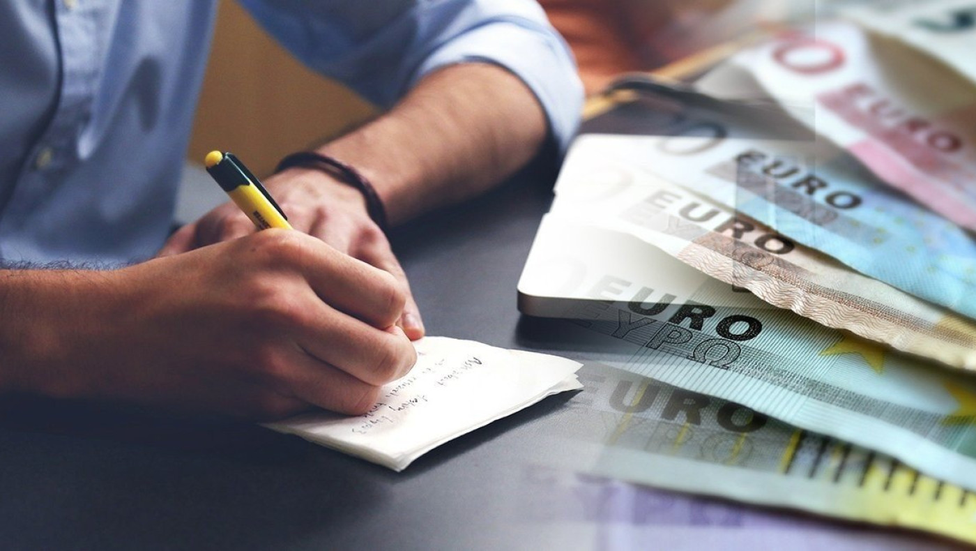 Επίδομα αδείας: Πώς υπολογίζεται και τι αλλάζει με το νέο Εργασιακό