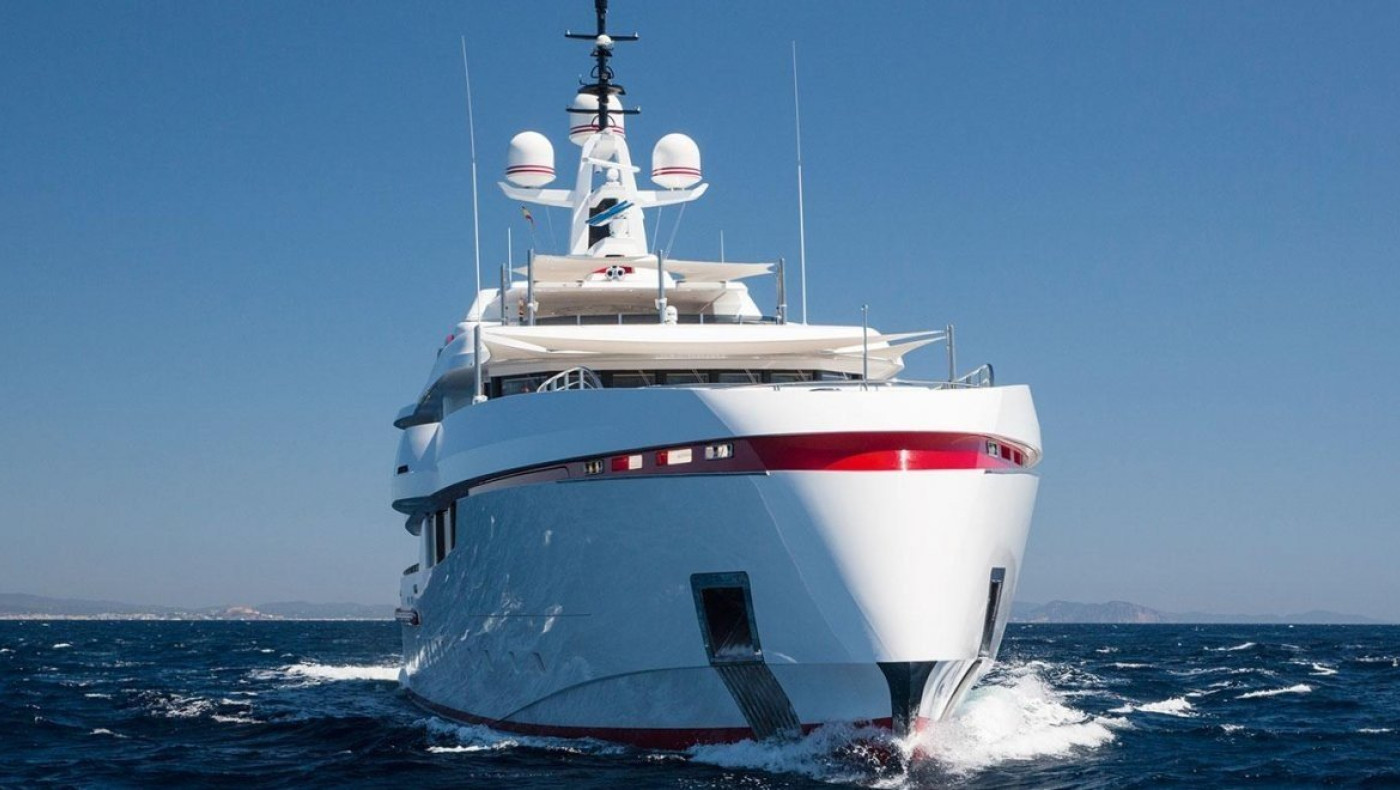 «Έδεσε» στη Θεσσαλονίκη το γιοτ του δισεκατομμυριούχου της Coca-Cola, Μπρους Γκρόσμαν