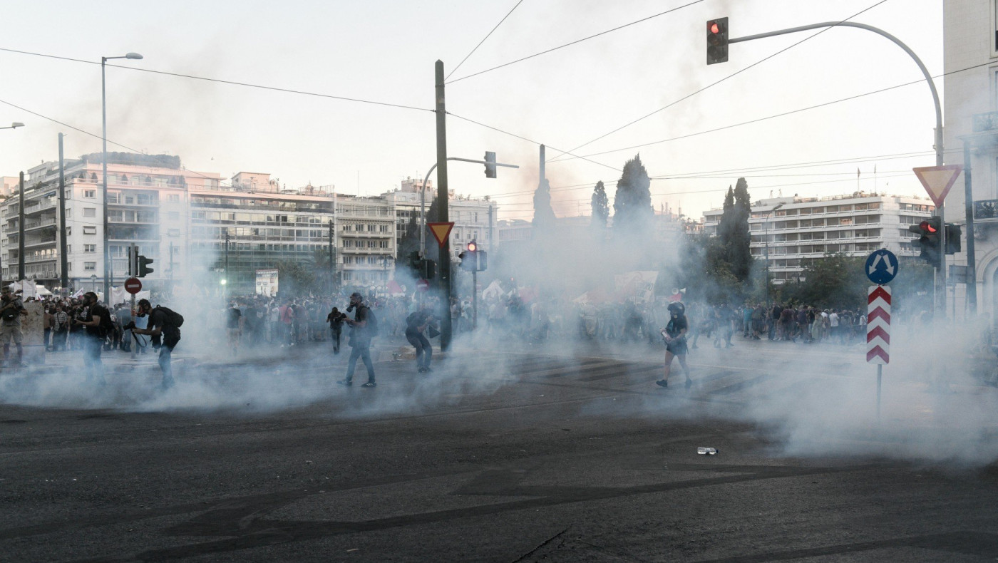Ποινική δίωξη στον αστυνομικό που εμπόδισε σύλληψη διαδηλωτή