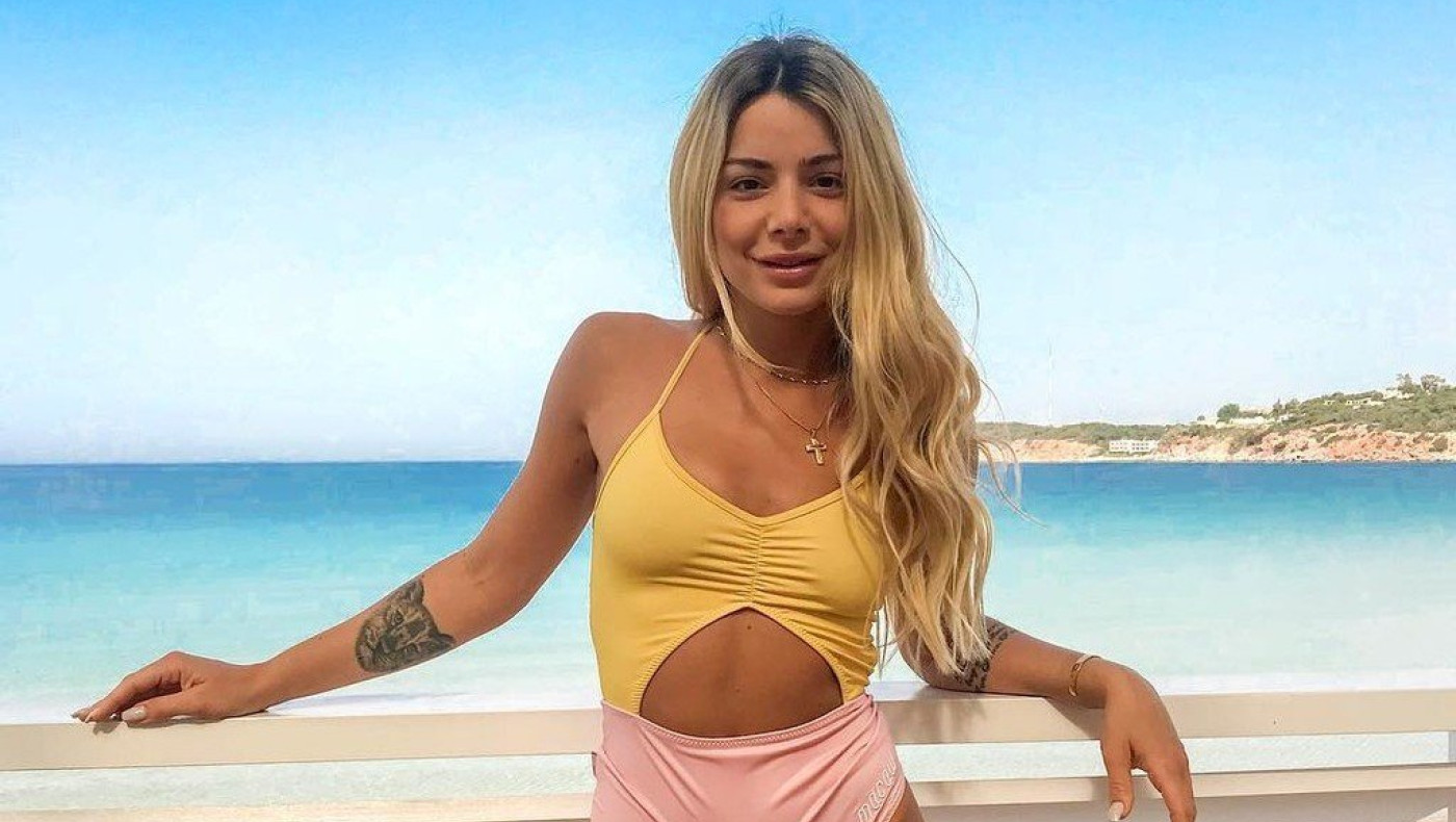 Ζόζεφιν: Γιατί διέγραψε όλες τις φωτογραφίες της στο Instagram