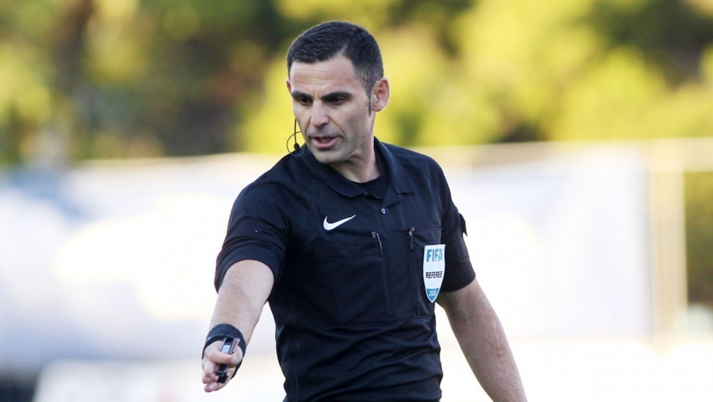 Βαρούχας: «Μόνο ο Κομίνης είδε πέναλτι, ταλαιπωρεί το ελληνικό ποδόσφαιρο»