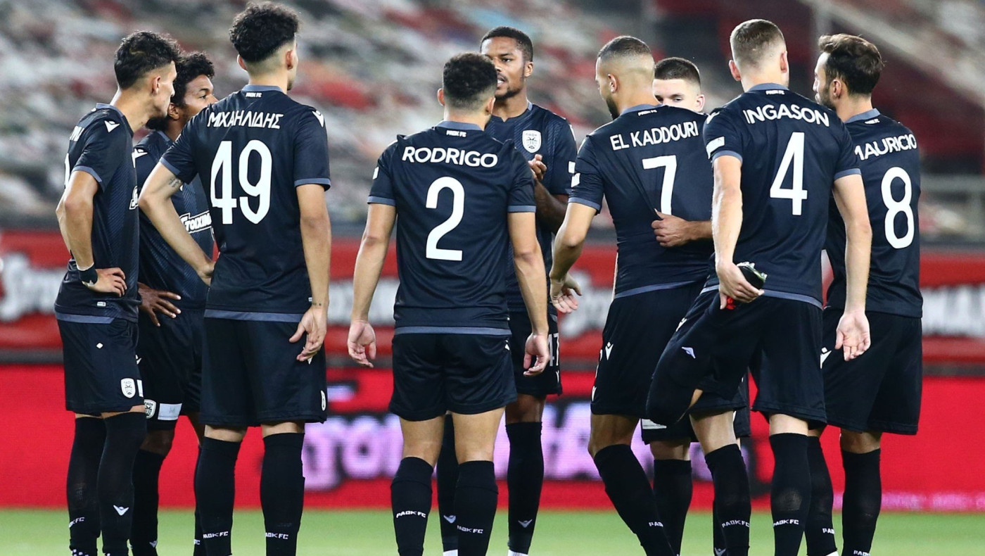 Ο κακός ΠΑΟΚ έκανε χάρισμα και τους δύο τίτλους στον Ολυμπιακό