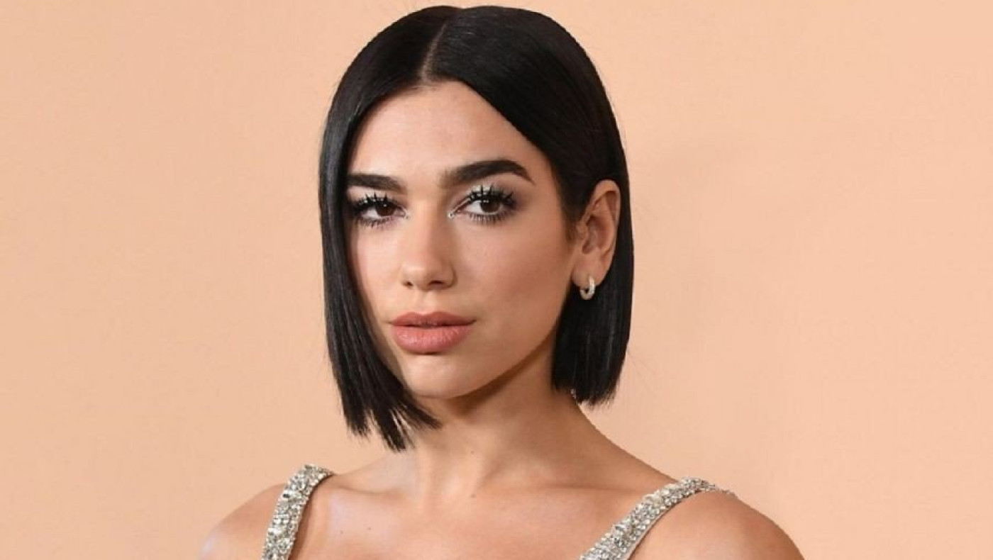 Η Dua Lipa αποσύρει νέο μουσικό βίντεο λόγω της σύγκρουσης στη Γάζα