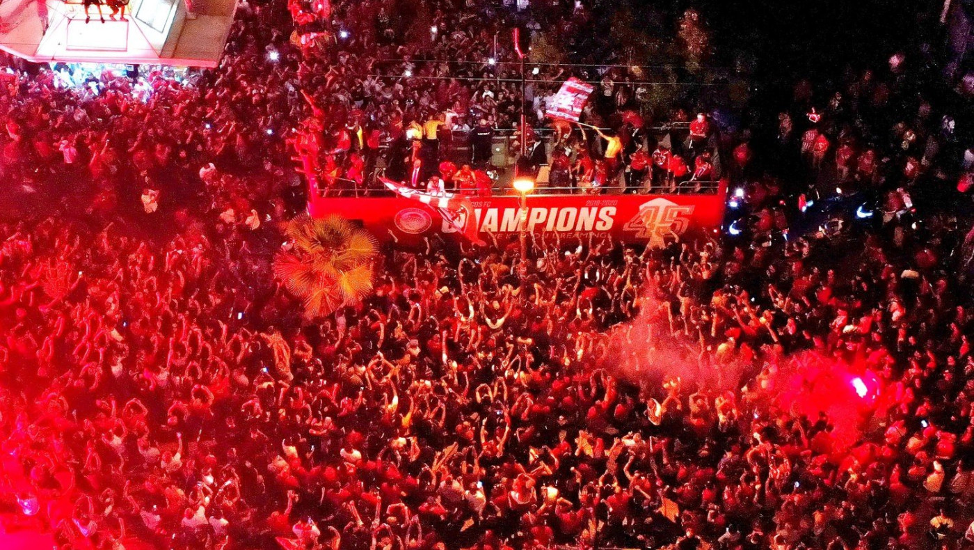 Εμφύλιος στο λιμάνι: Η Θύρα-7 απάντησε στον Μαρινάκη!