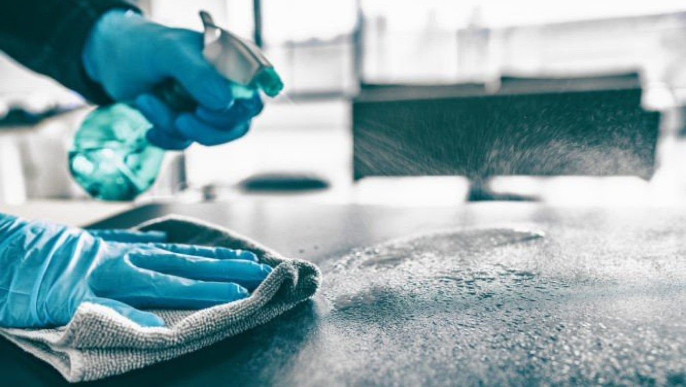 Κορωνοϊός: Ποια καθαριστικά για απολύμανση να χρησιμοποιείς στο σπίτι
