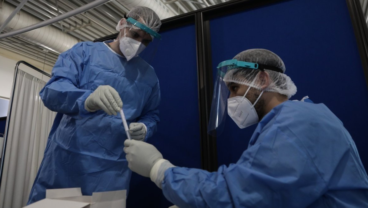 Κορωνοϊός: Πιθανή η χρήση μάσκα σε εξωτερικούς χώρους