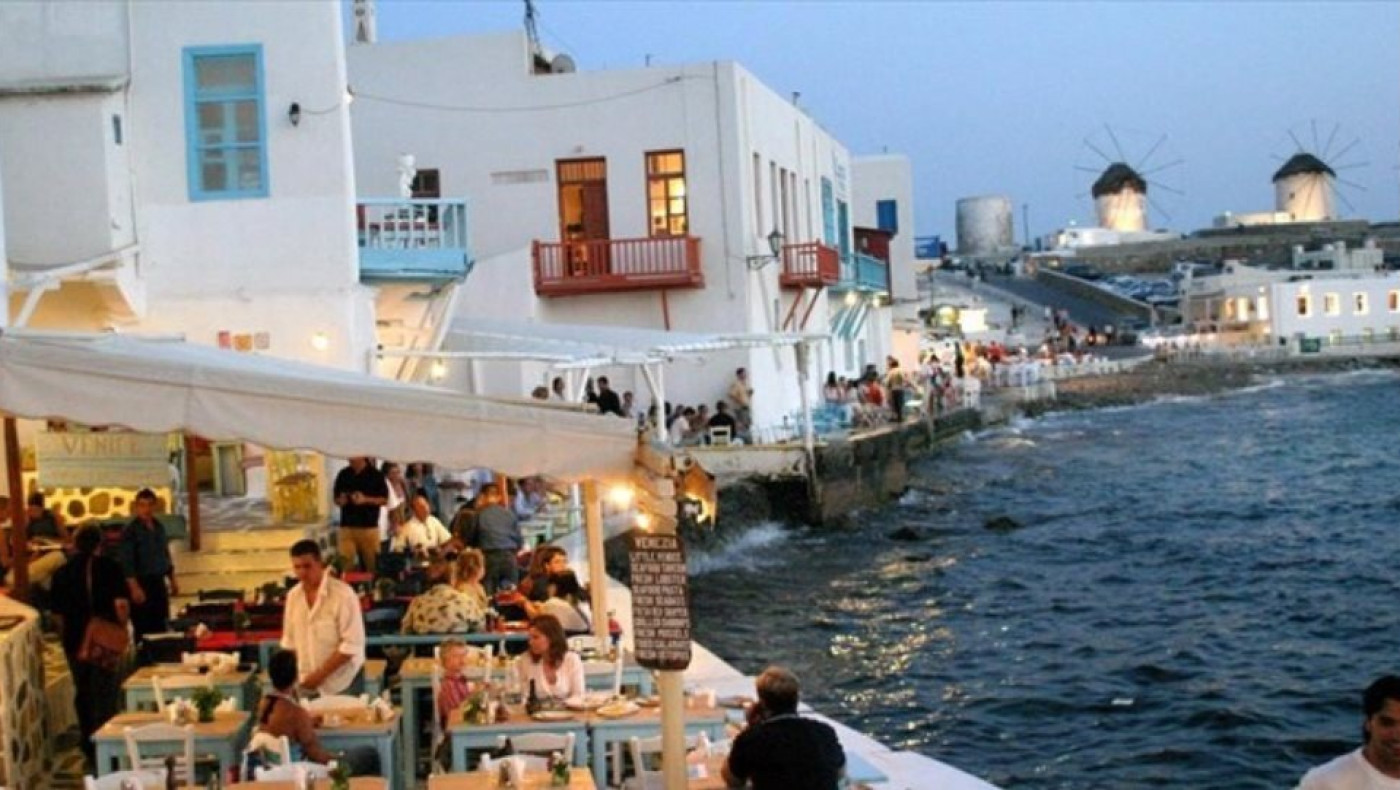 Επιχειρηματίες Μυκόνου: «Θα προσφύγουμε στη δικαιοσύνη για τα μέτρα»