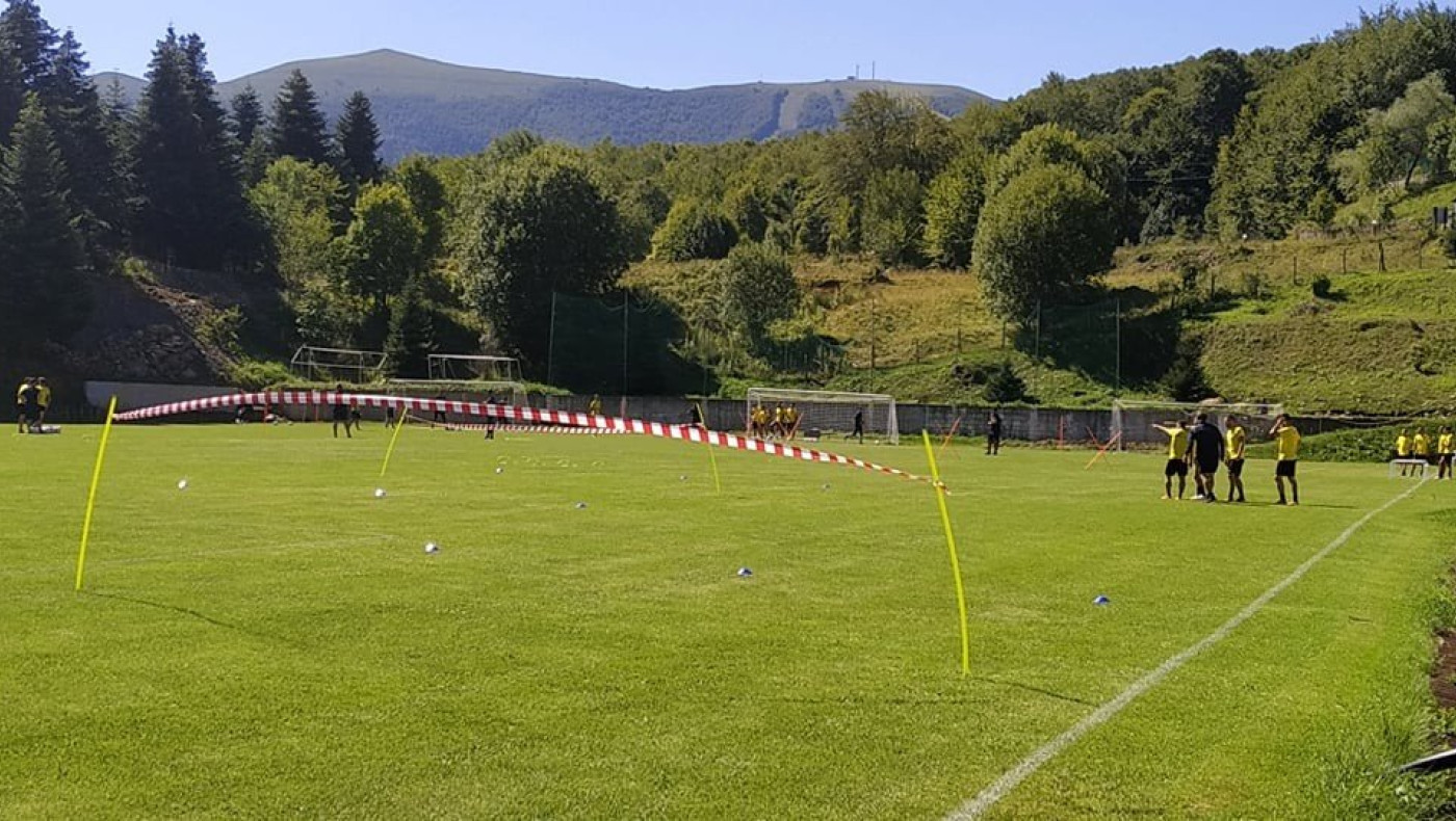 Τα ζευγάρια που έκλεψαν την παράσταση στο ποδοβόλεϊ του Άρη!