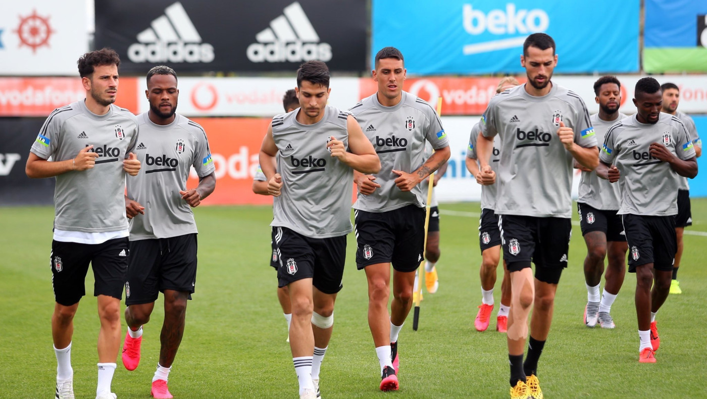 Μπεσίκτας: «Ψάχνει μπλόκο για Ακπομ-Σφιντέρσκι»