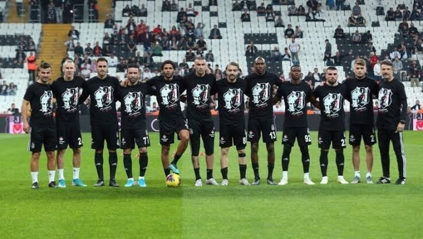 Απάντηση στη νέα φανέλα του ΠΑΟΚ με φανέλα... Κεμάλ θέλουν (κάποιοι) Τούρκοι