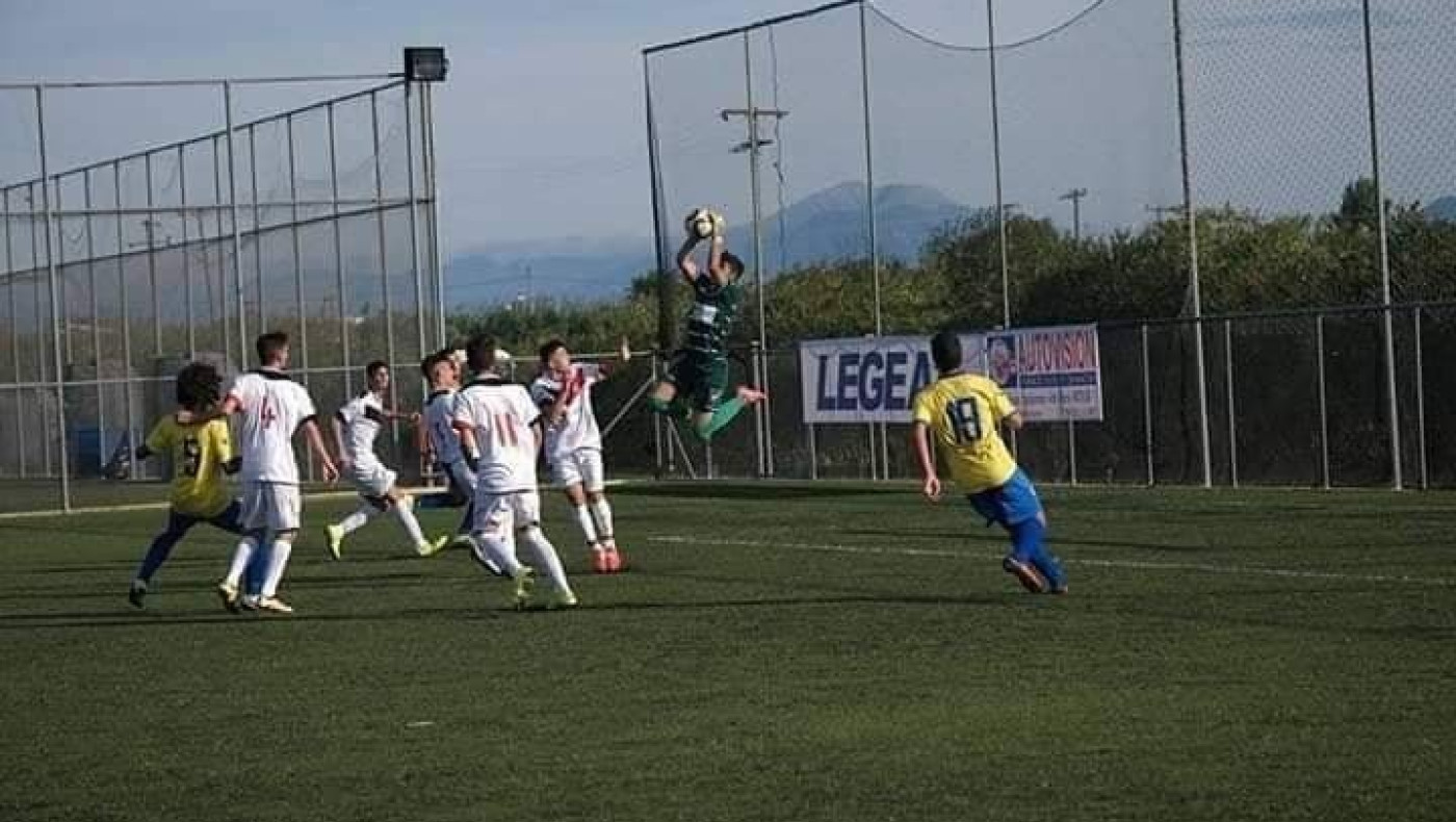 A﻿νανέωσαν Ντιντιλάς και Ποσειδώνας﻿