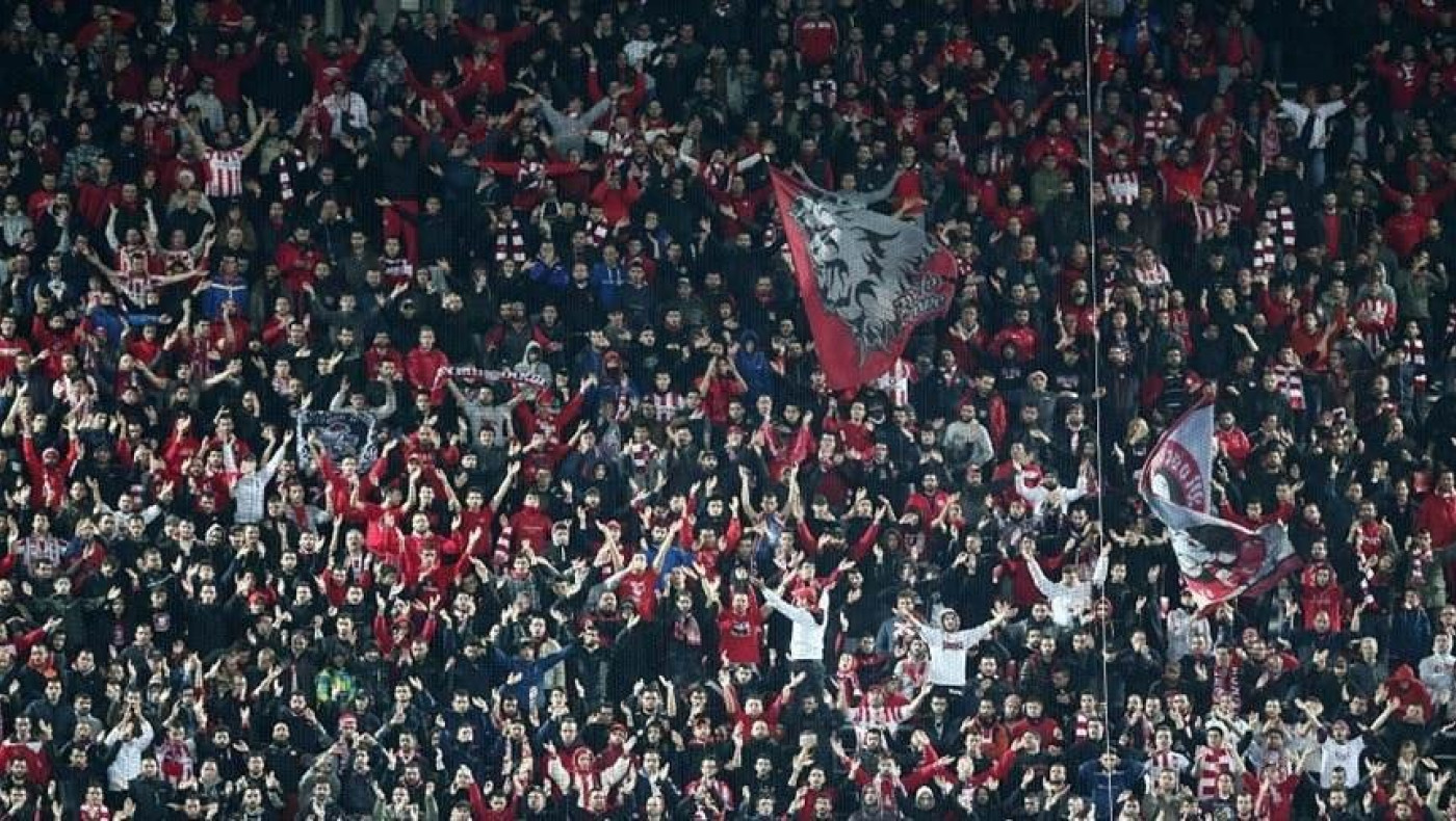 Κόκκινο πανί Περέιρα, παίκτες