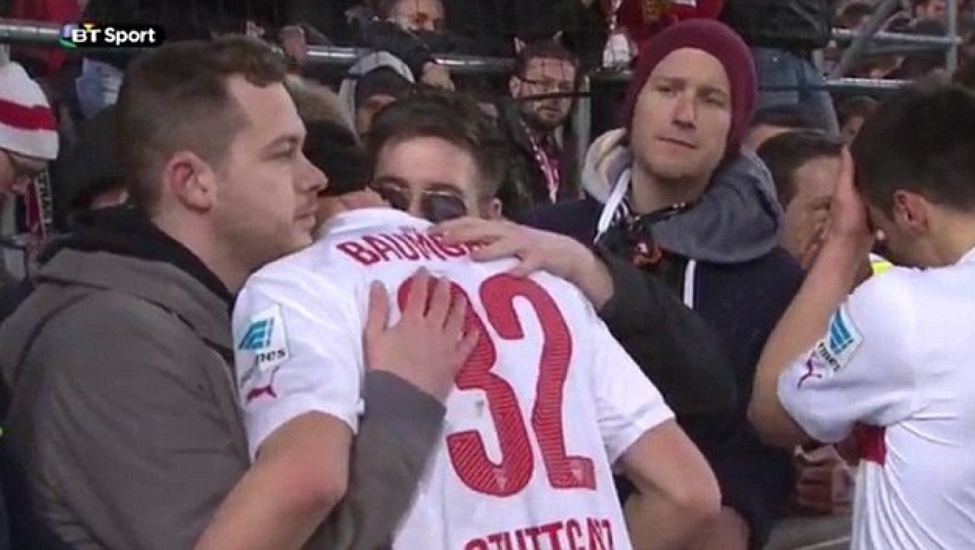 Ομάδα και κόσμος ένα! (video)