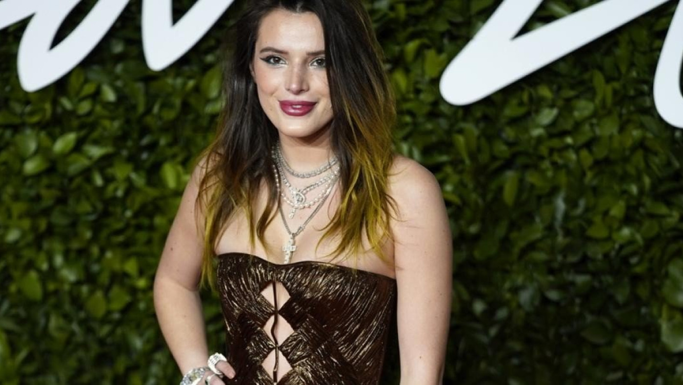 Έβγαλε με... πικάντικες φωτογραφίες 1,6 εκατ. ευρώ σε δύο εβδομάδες