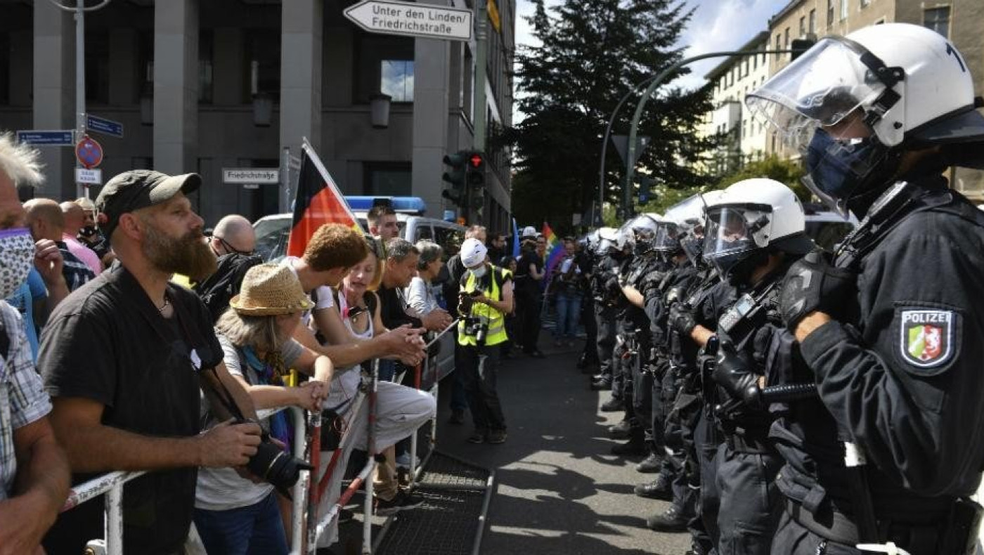 Η αστυνομία διέλυσε κινητοποίηση των αρνητών του κορωνοϊού