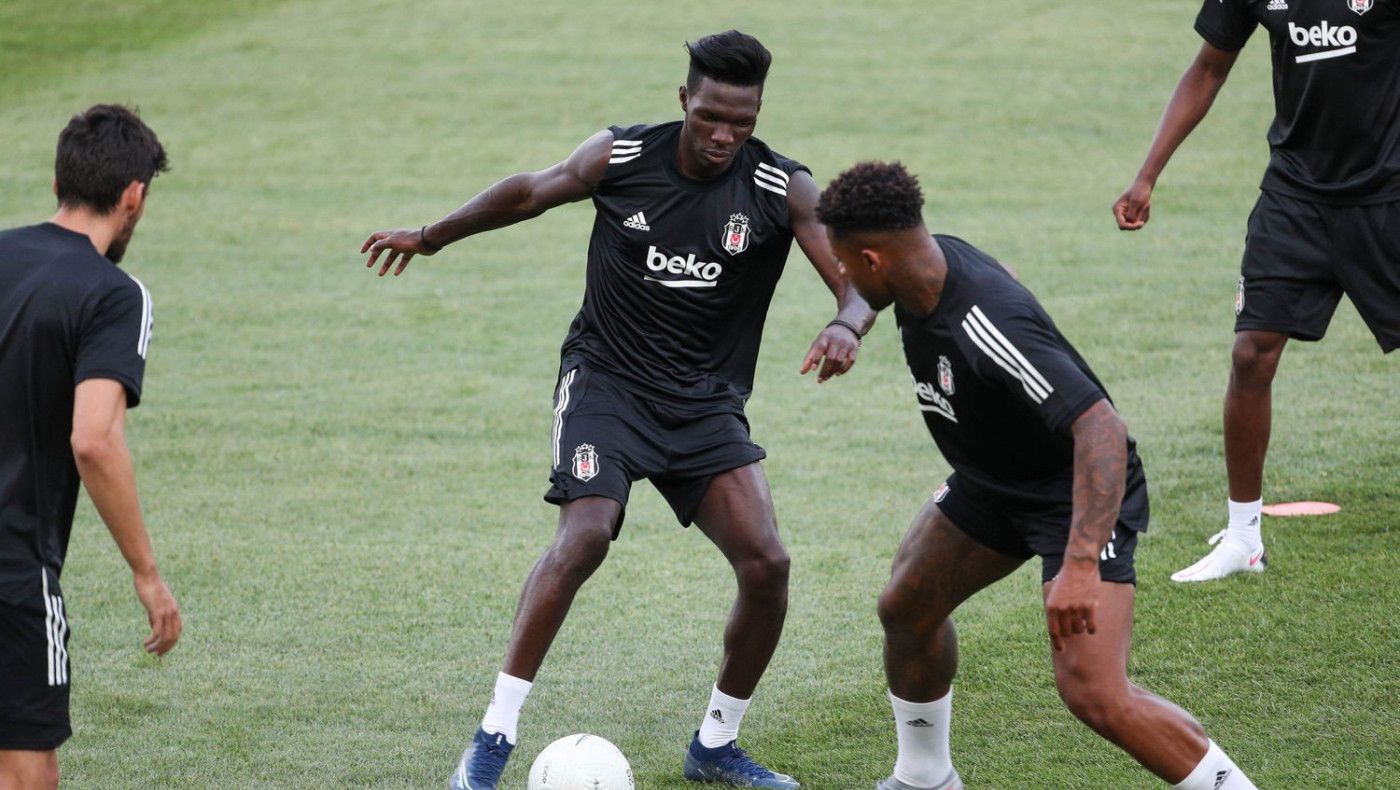 Η φανέλα της Μπεσίκτας κόντρα στον ΠΑΟΚ