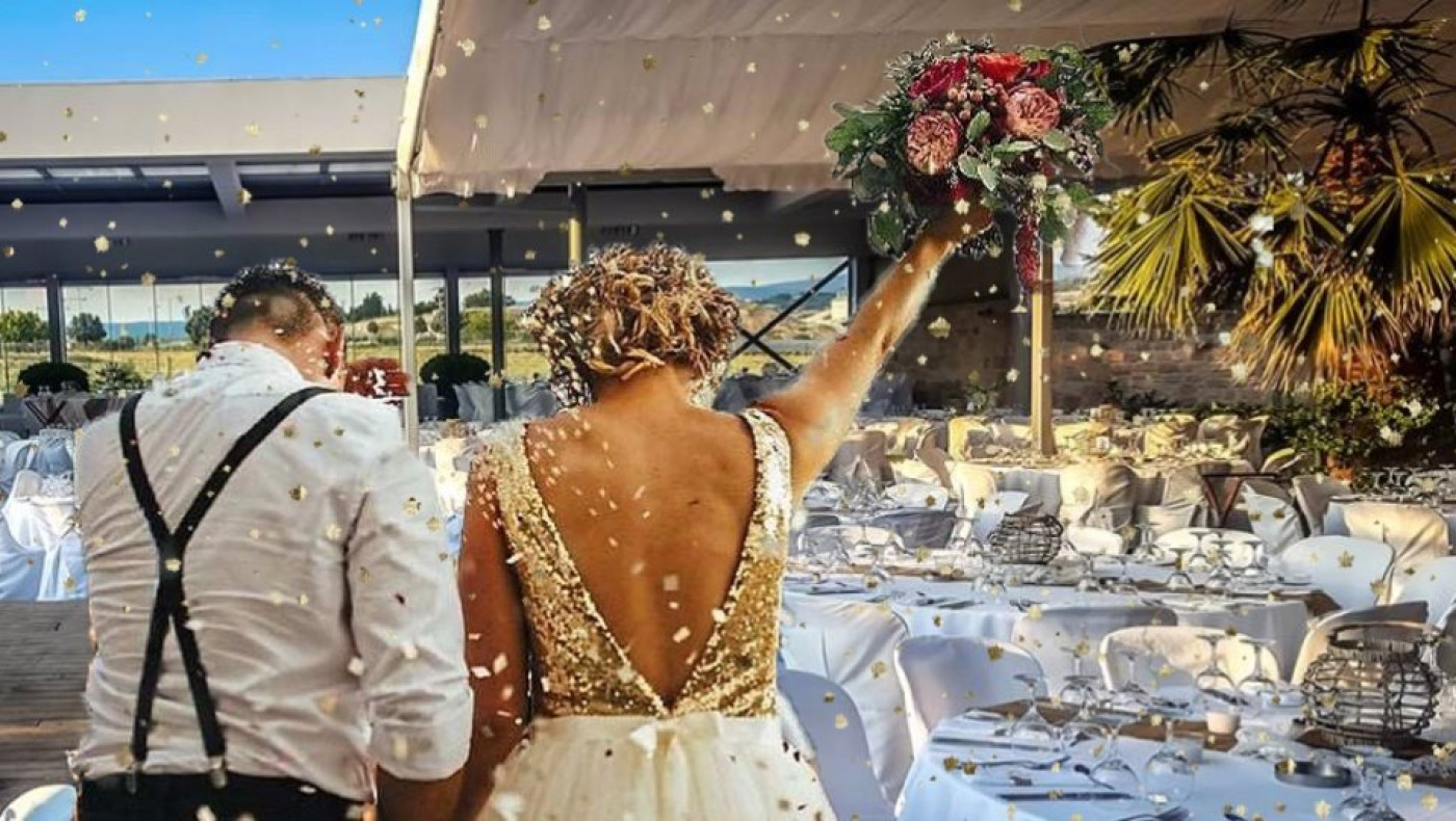 Ο γάμος... σχόλασε μετά το «καυτό» bachelor της νύφης - Στο νοσοκομείο τρεις γυναίκες