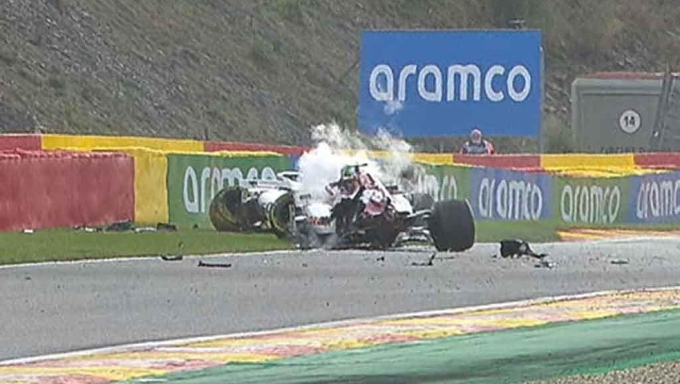 Τρομακτικό ατύχημα για Τζιοβινάτσι στο Σπα, είχε άγιο ο Ράσελ (vid)