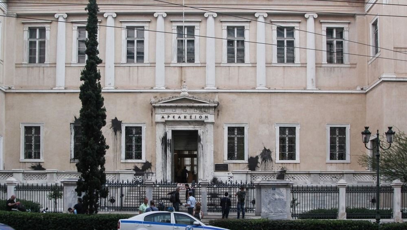 ΣτΕ: Νόμιμη η ολική απαγόρευση καπνίσματος και τα πρόστιμα