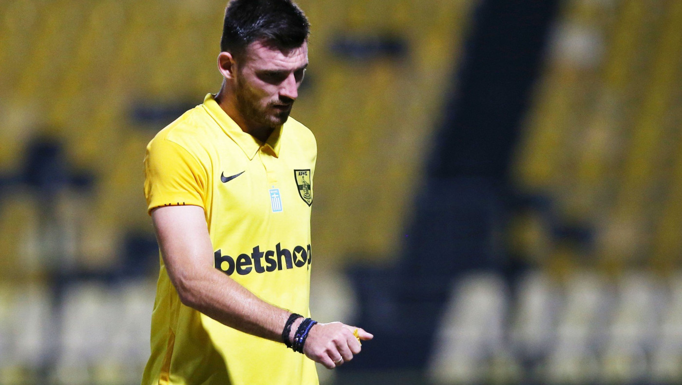 Μάνος: «Να βάλουμε από το κεφάλι κάτω, ζητάμε συγγνώμη από τον κόσμο»