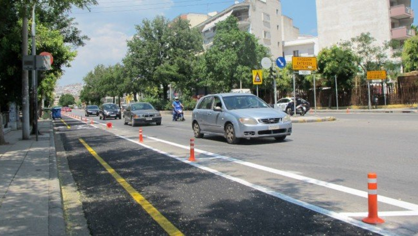 «Να ξηλωθεί ο ποδηλατόδρομος στη Λεωφόρο Κωνσταντίνου Καραμανλή»