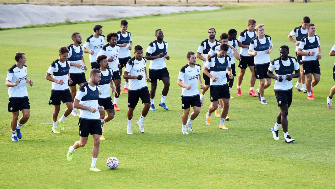 Εκτός ο Μπίσεσβαρ, μέσα ο Σβιντέρσκι - Οι εκλεκτοί του Φερέιρα για την πρόκριση