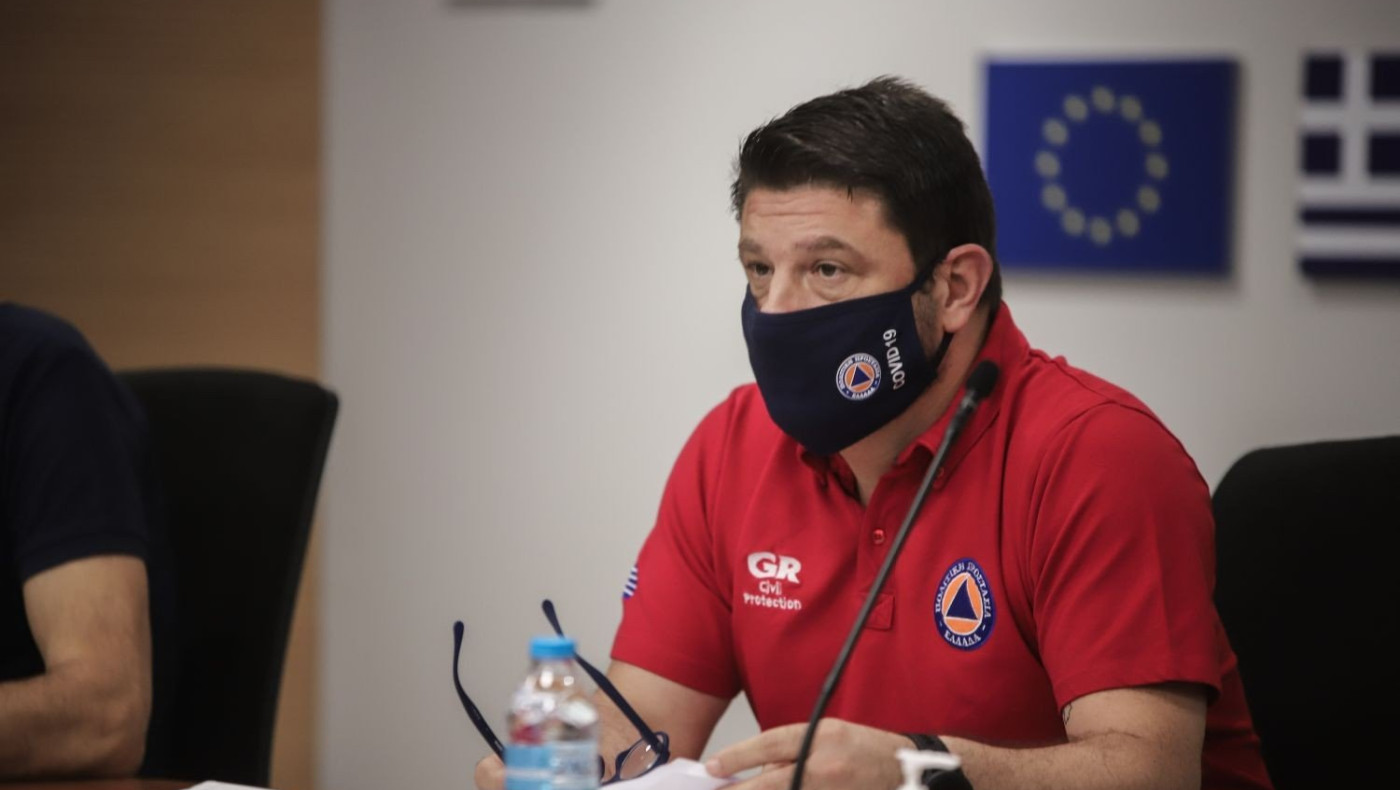 Χαρδαλιάς: Εξετάζεται η χρήση μάσκας σε εξωτερικούς χώρους!