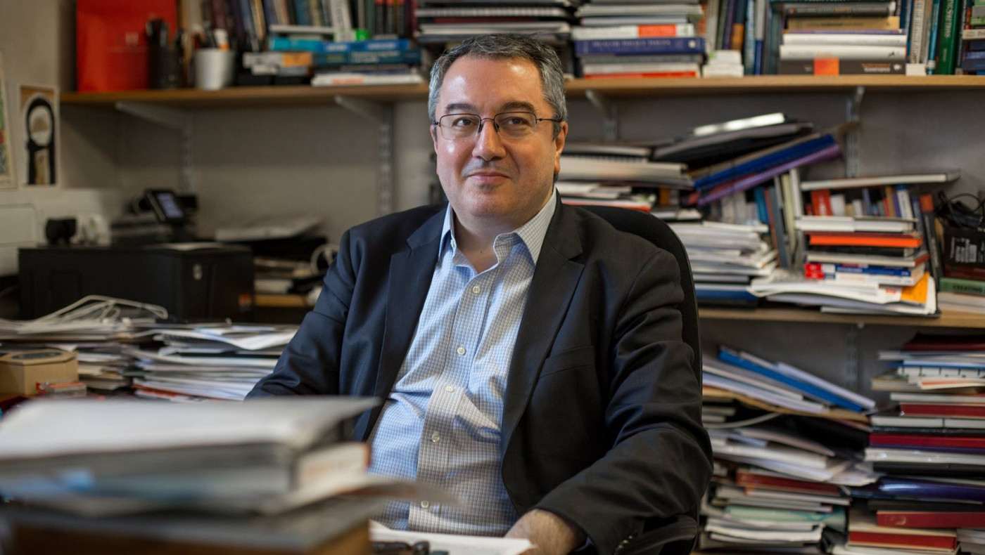 Μόσιαλος: Η πλειοψηφία των 70αρηδων θα γλιτώσει και χωρίς θεραπεία