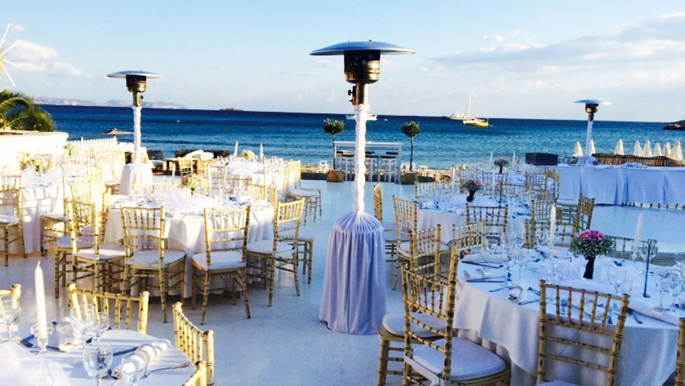 Επιδότηση θερμαστρών στην εστίαση σκέφτεται η κυβέρνηση