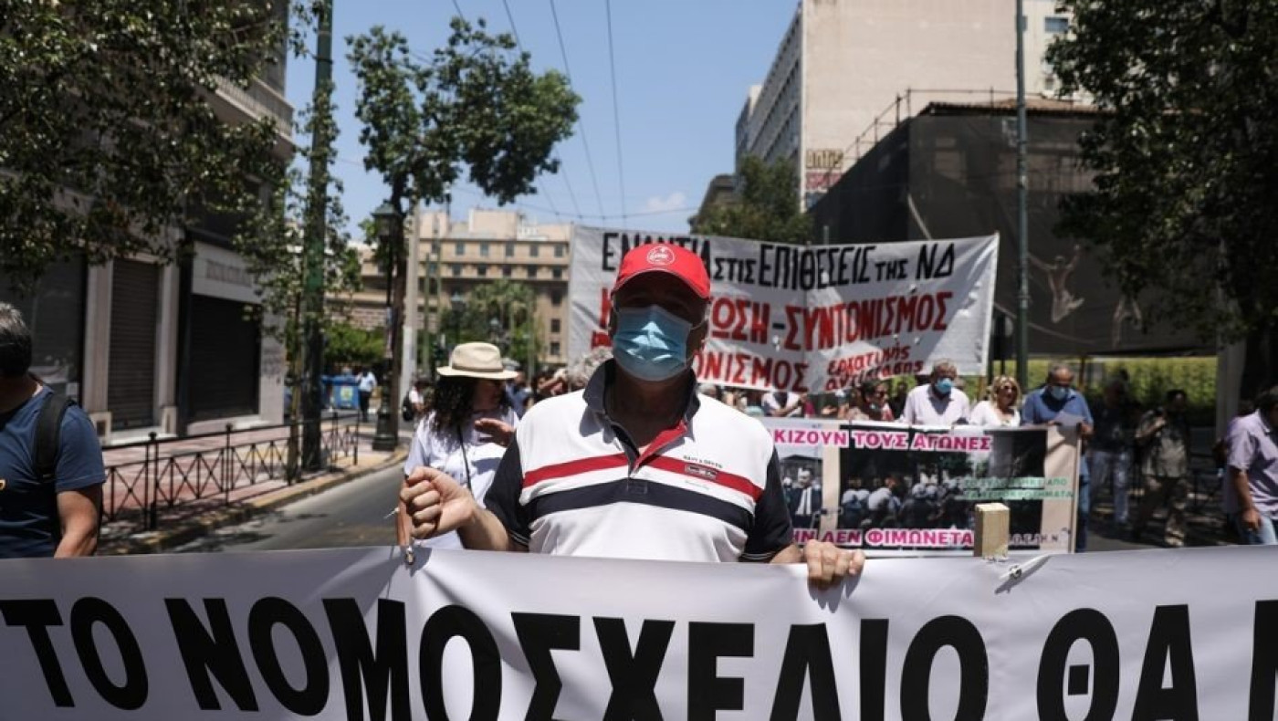 Καταργείται η αποζημίωση απόλυσης, είναι «όνειδος» λέει η ΕΝΥΠΕΚΚ