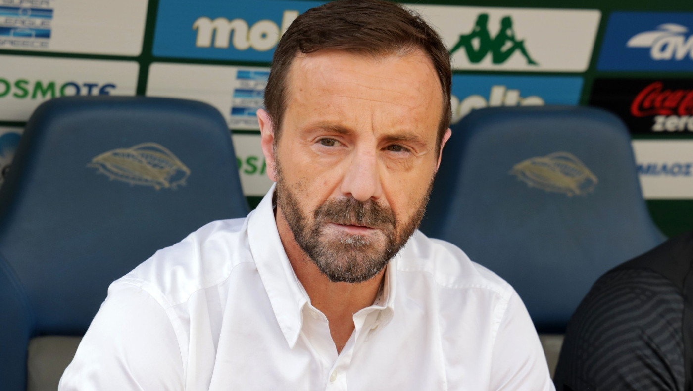 Μάντζιος: «Πολύ ποιοτικό ρόστερ, τα παιδιά θέλουν χρόνο»