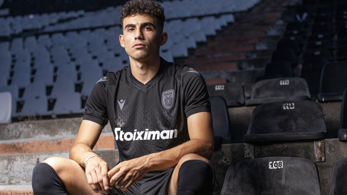 Με... total black εμφάνιση ο ΠΑΟΚ για την «απόδραση» από την Ισπανία