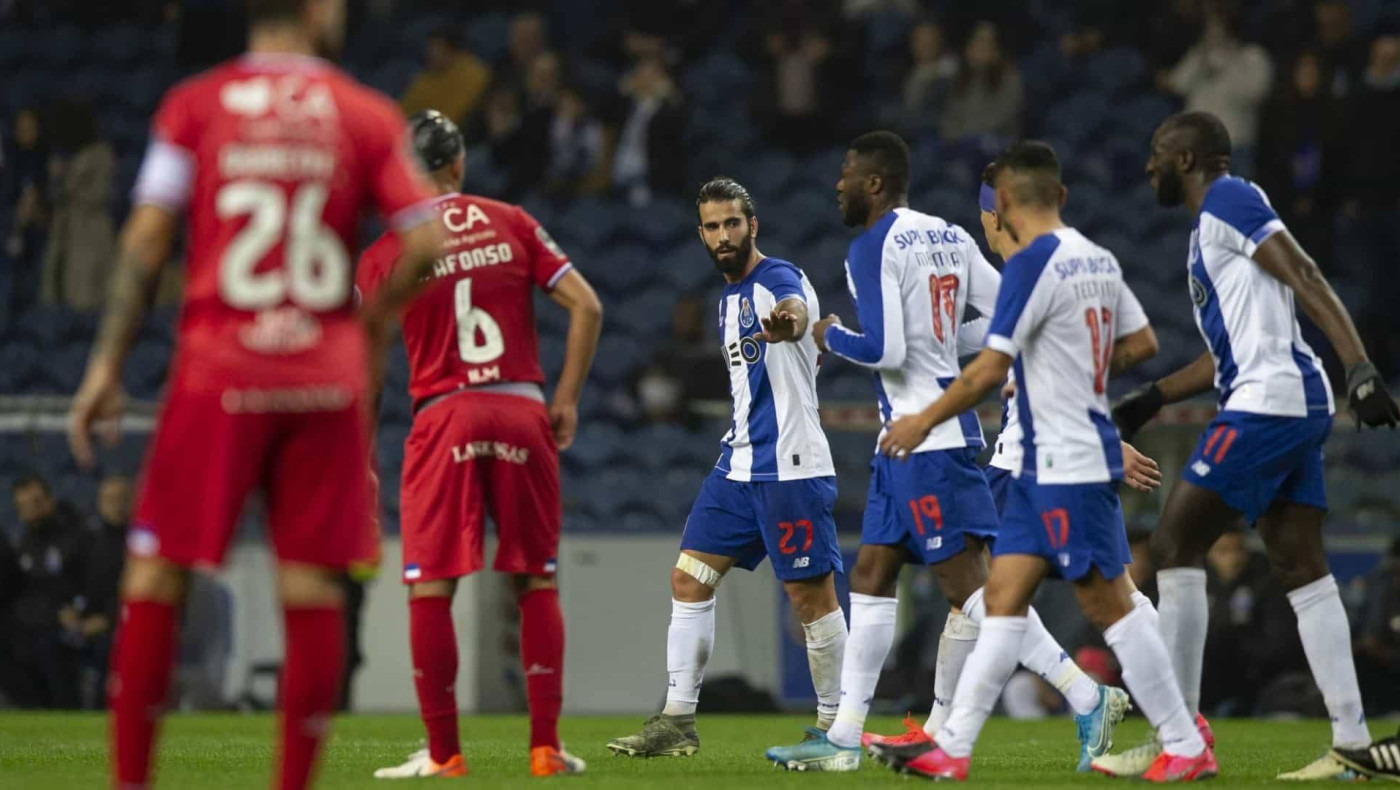 Έτοιμοι οι «δράκοι» ﻿για ένα ξέσπασμα﻿﻿ ﻿