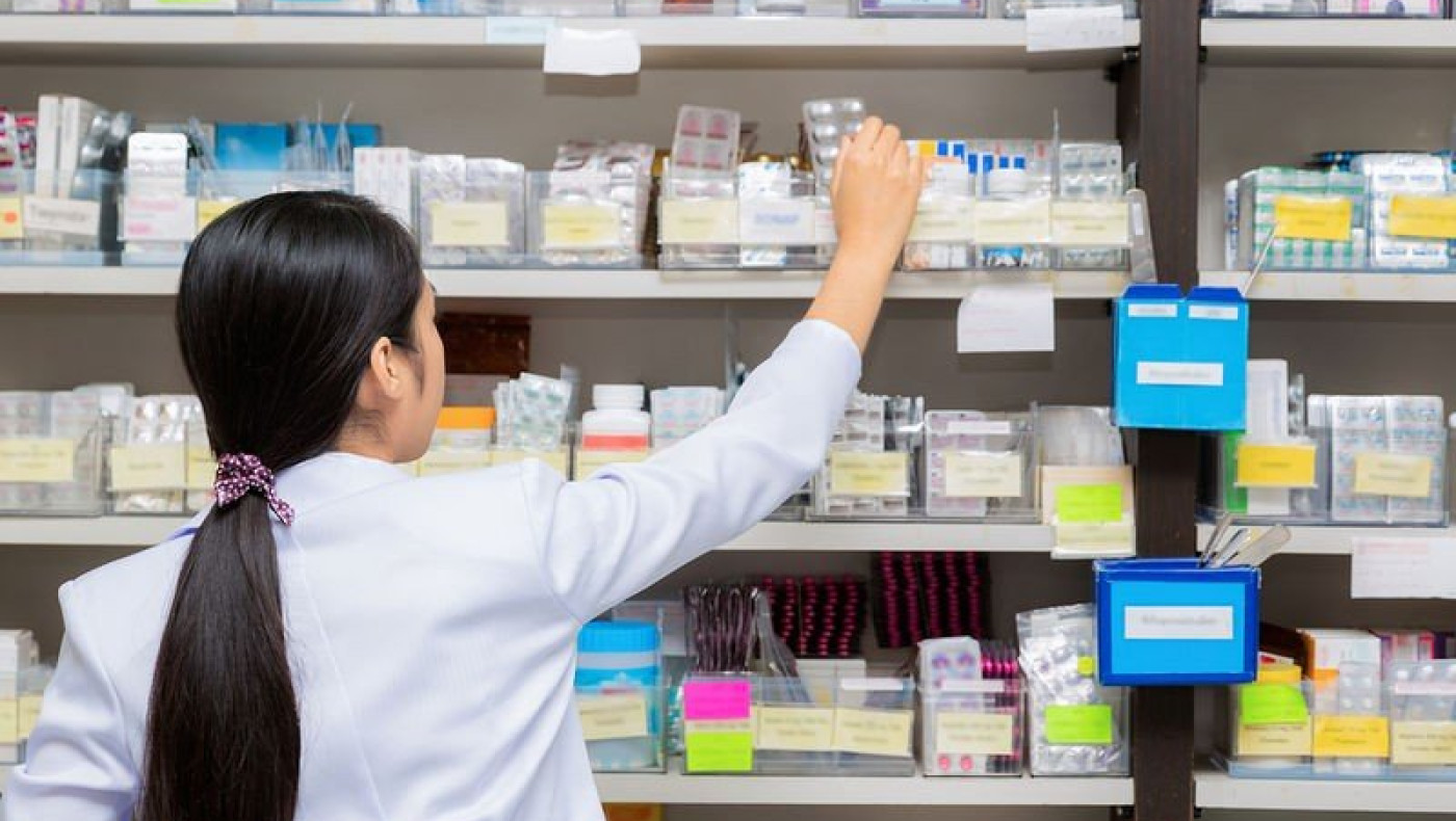 Με νέο ωράριο από σήμερα η λειτουργία των φαρμακείων