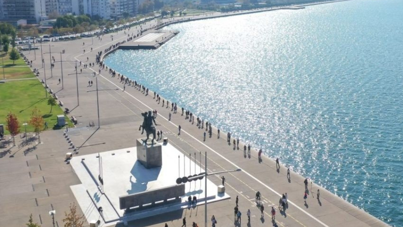 Σε αχαρτογράφητα νερά η ελληνική οικονομία, τεράστιο το κόστος του νέου lockdown