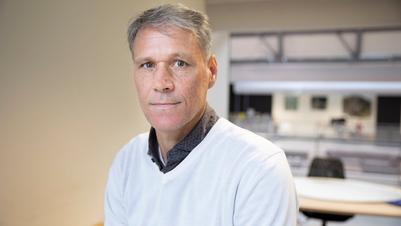 Σοκάρει ο Φαν Μπάστεν: «Σερνόμουν, μπουσουλούσα να πάω στο μπάνιο, νόμιζα είχα καρκίνο»!