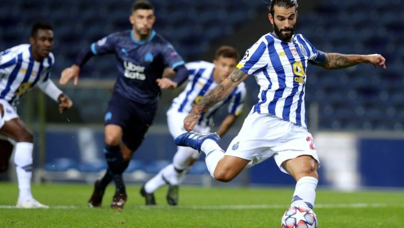 Λίρα 100: Συνήθεια τα πέναλτι για τους «δράκους»