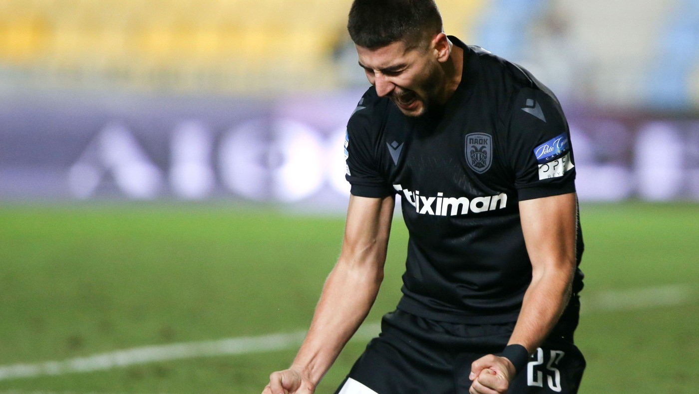 Η αξέχαστη φωτογραφία του Τσόλακ με τον κορυφαίο