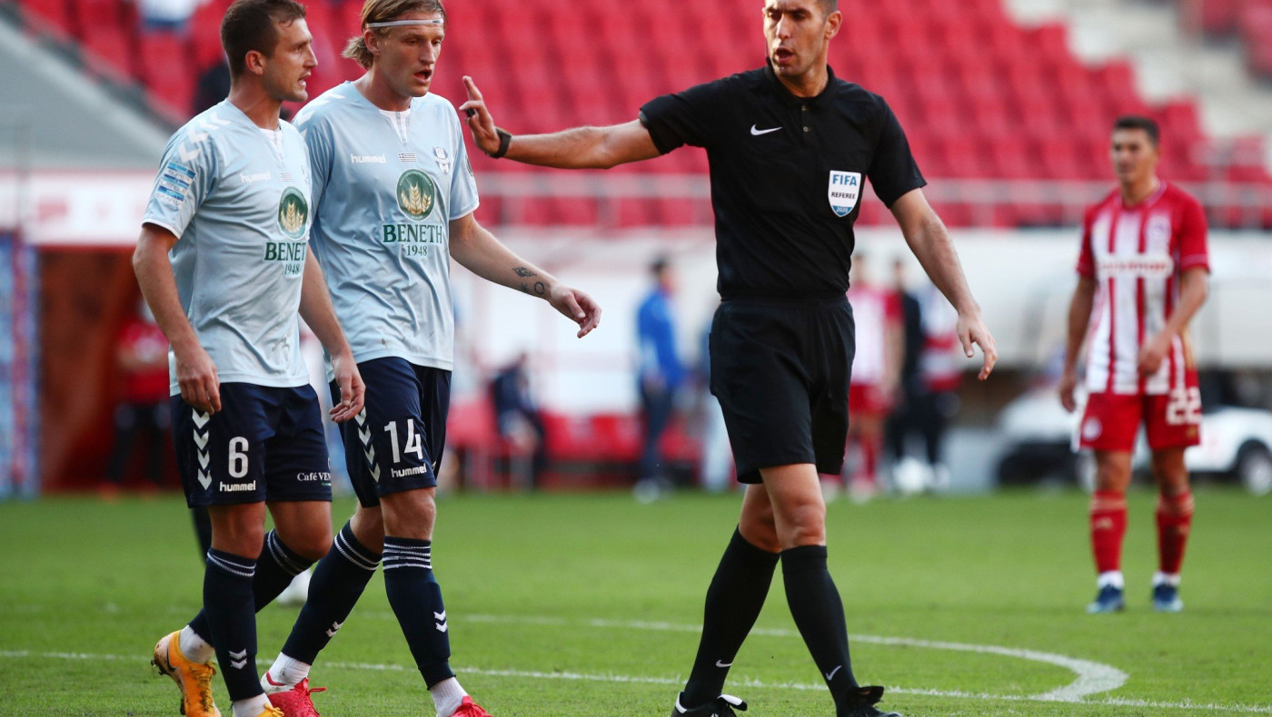 Η εντυπωσιακή... «πτήση» του δικέφαλου,   ο Παπαπέτρου, ο Τριτσώνης και ο Κούγιας