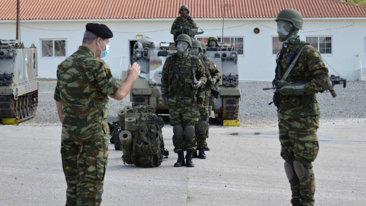 Κορωνοϊός: Τι ισχύει για τις άδειες στο στρατό